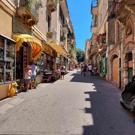 Al Teatro Antico Rooms&house * Taormina