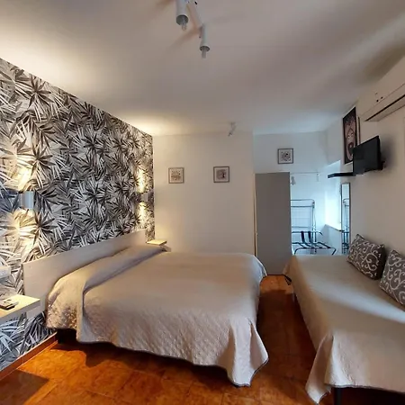 Appartamento Al Teatro Antico Rooms&house *